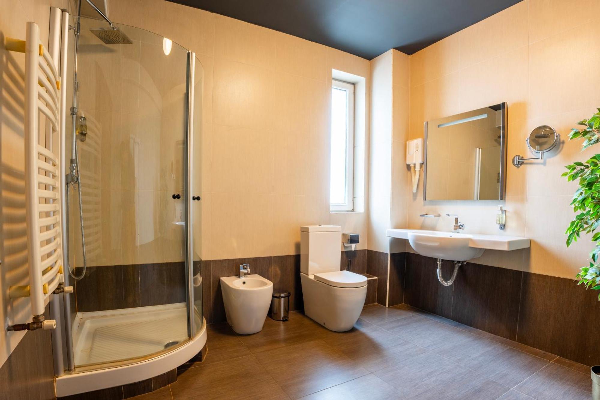 Alex&George Boutique Hotel คลูจ-นาโปกา ภายนอก รูปภาพ